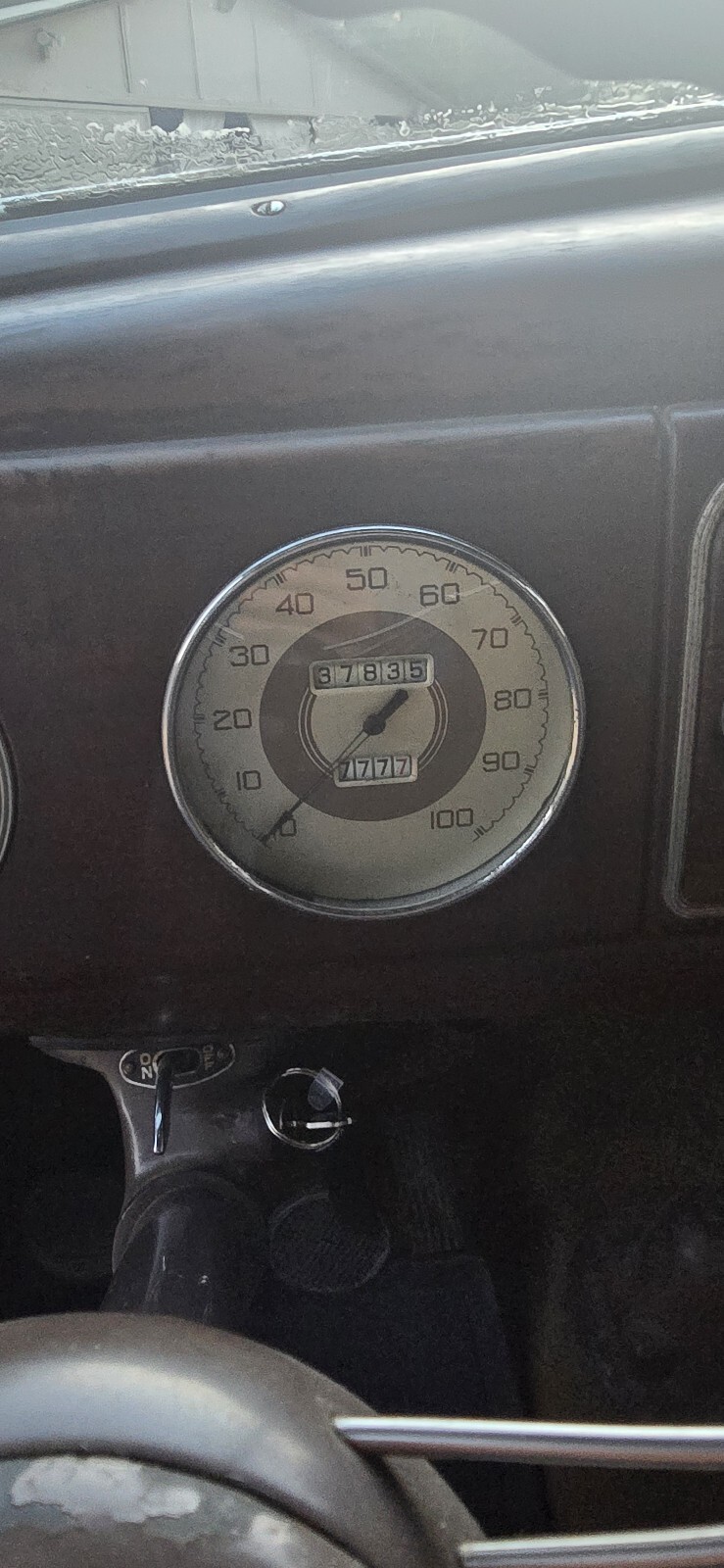 Ford-Model-B-1938-13