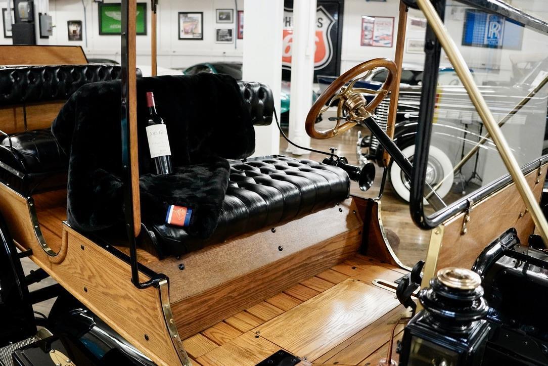 Ford-Model-T-1914-12