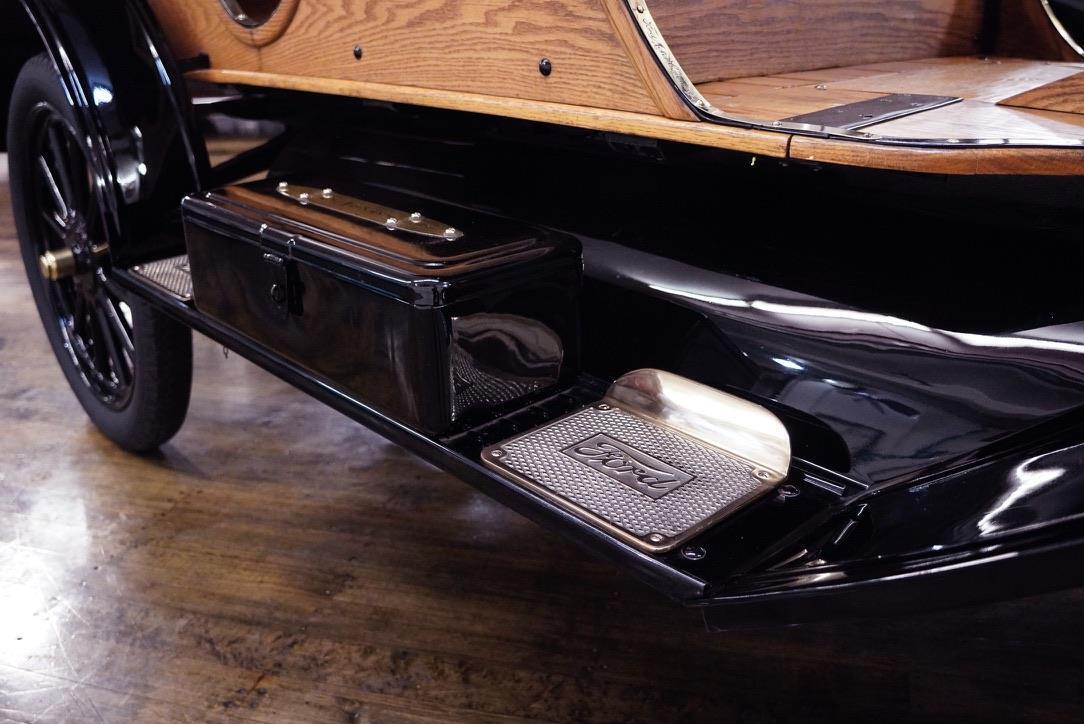 Ford-Model-T-1914-26