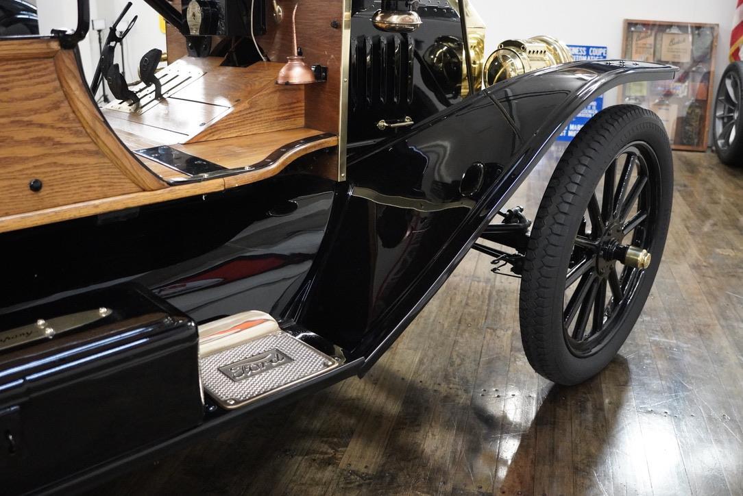 Ford-Model-T-1914-27