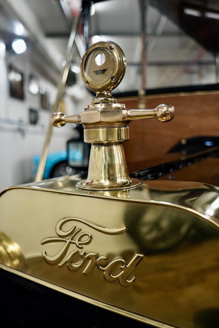 Ford-Model-T-1914-32