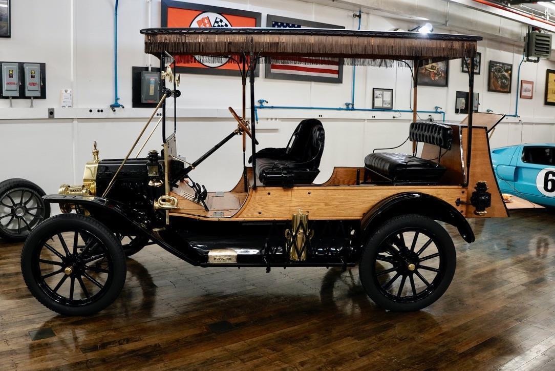 Ford-Model-T-1914-4