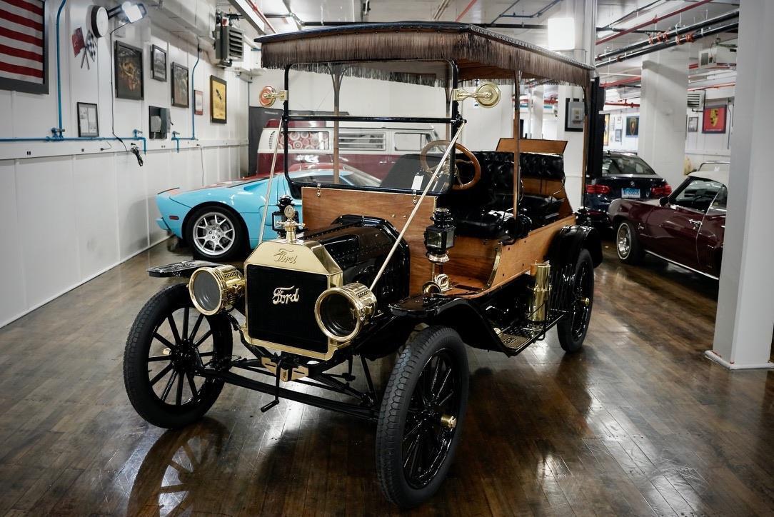 Ford Model T 1914 --