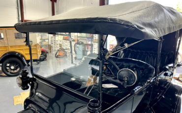 Ford-Model-T-1915-touring-10