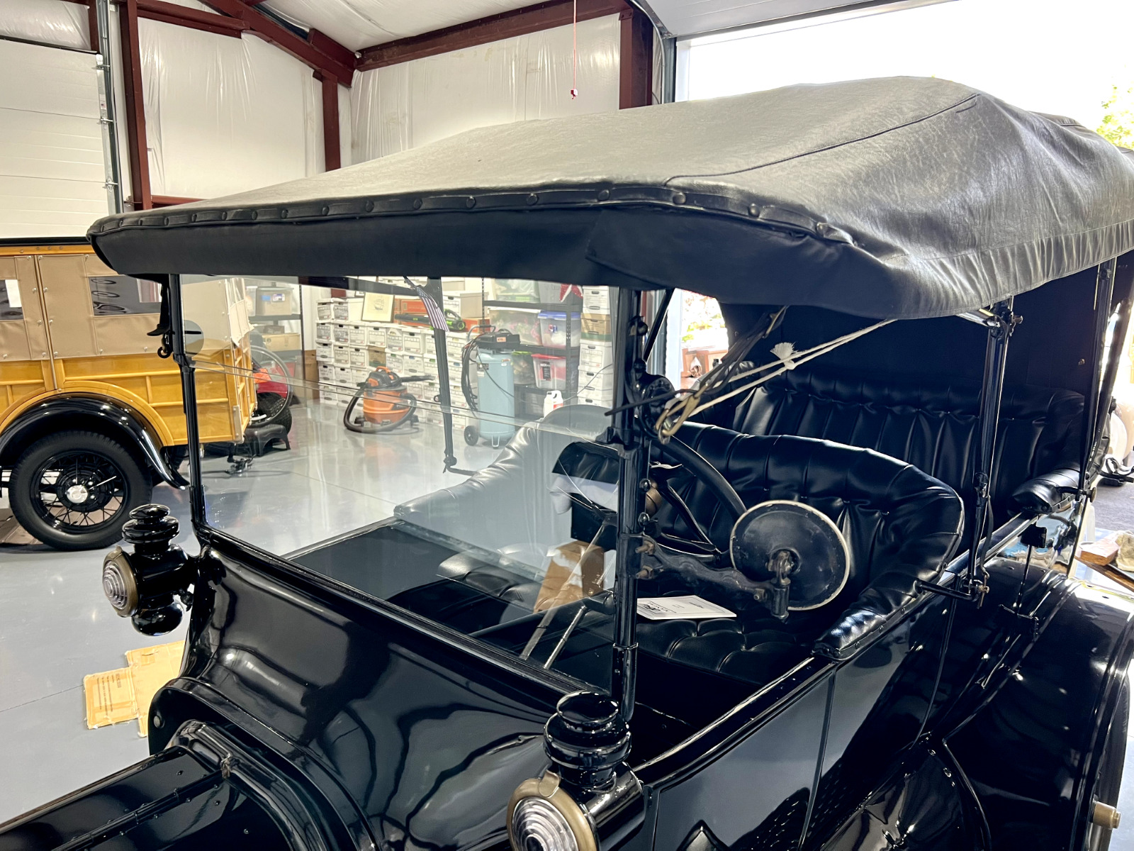 Ford-Model-T-1915-touring-10