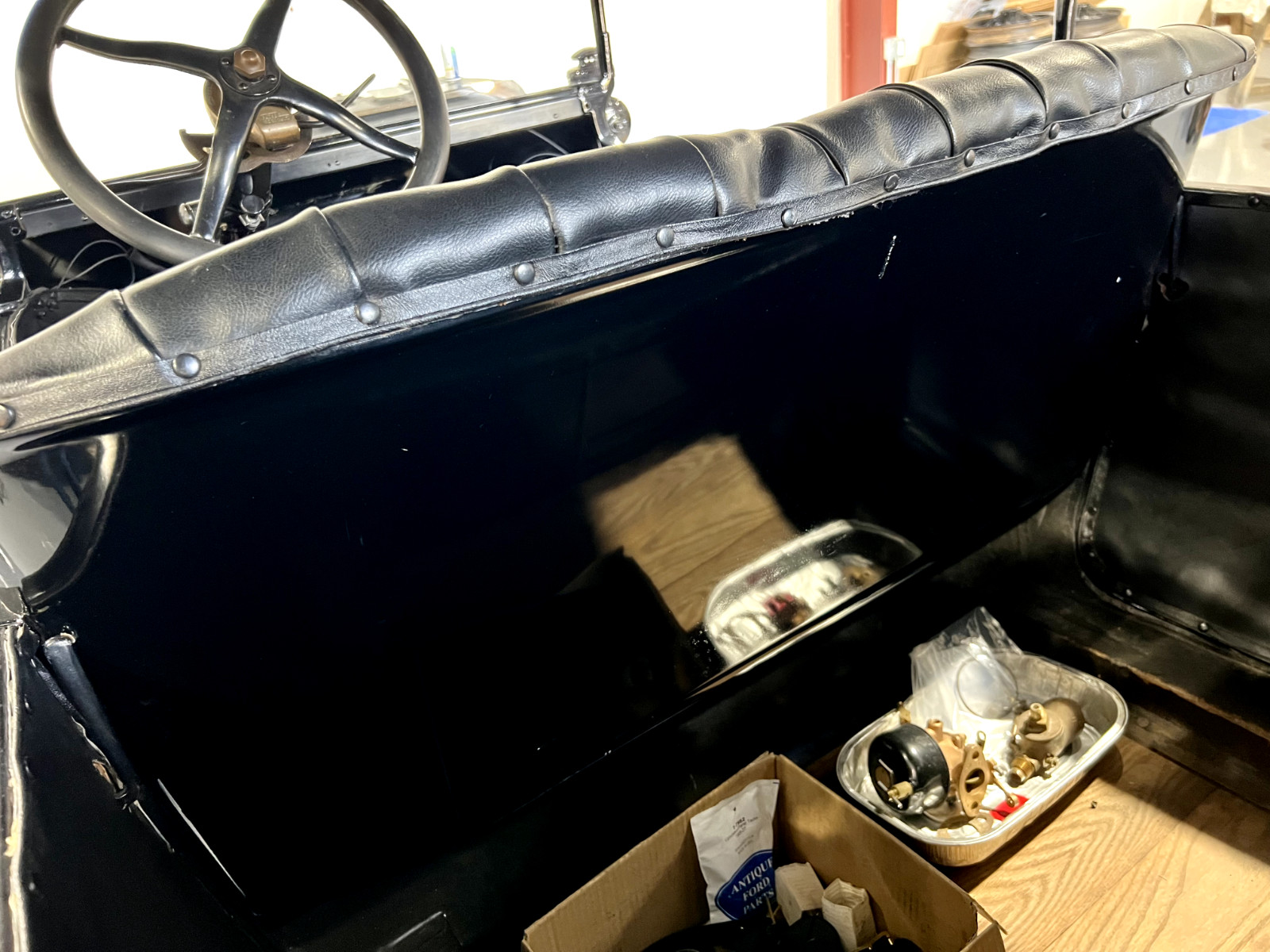 Ford-Model-T-1915-touring-16
