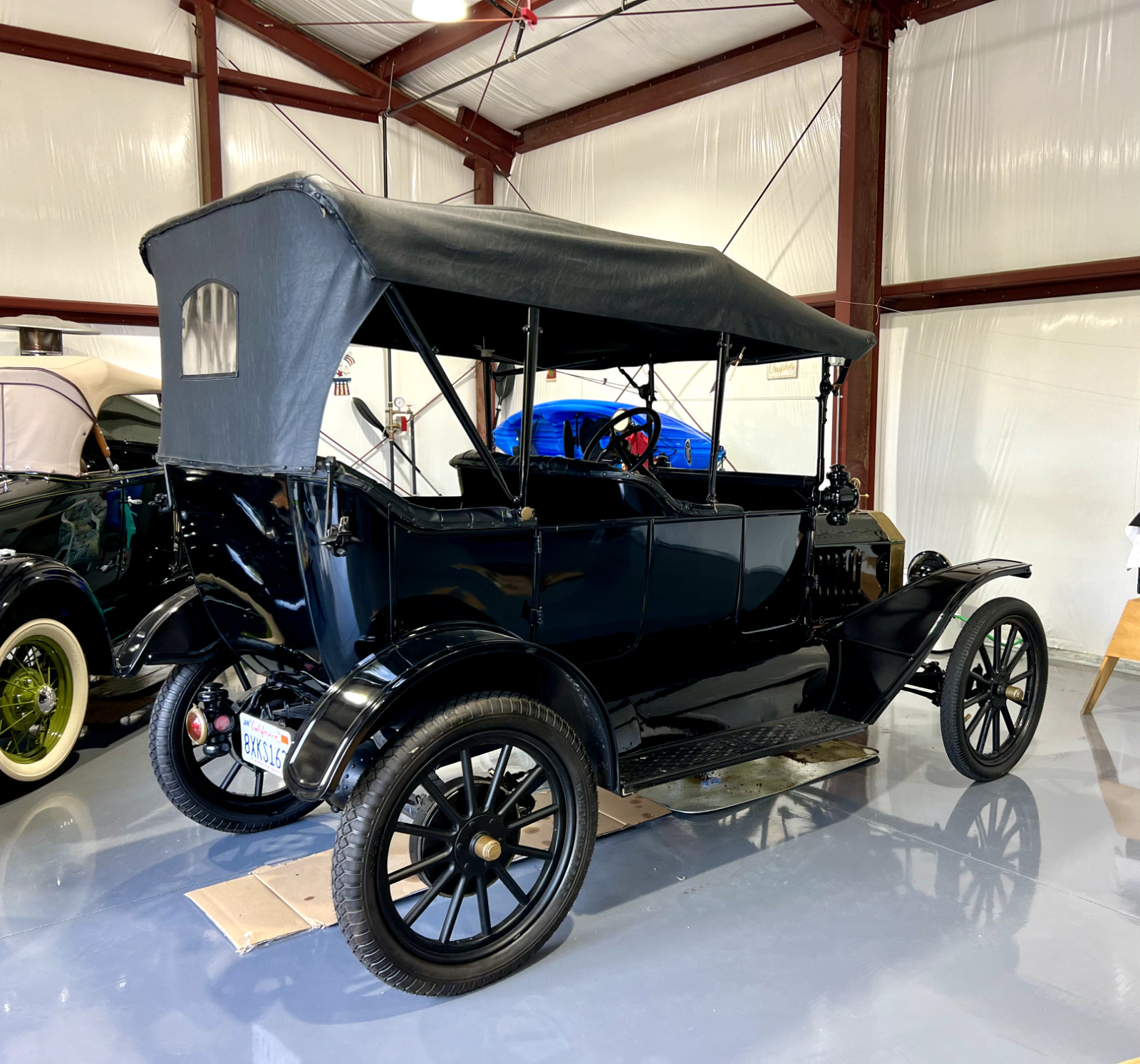Ford-Model-T-1915-touring-22