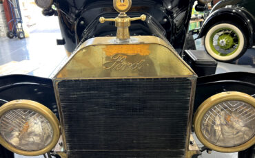 Ford-Model-T-1915-touring-25