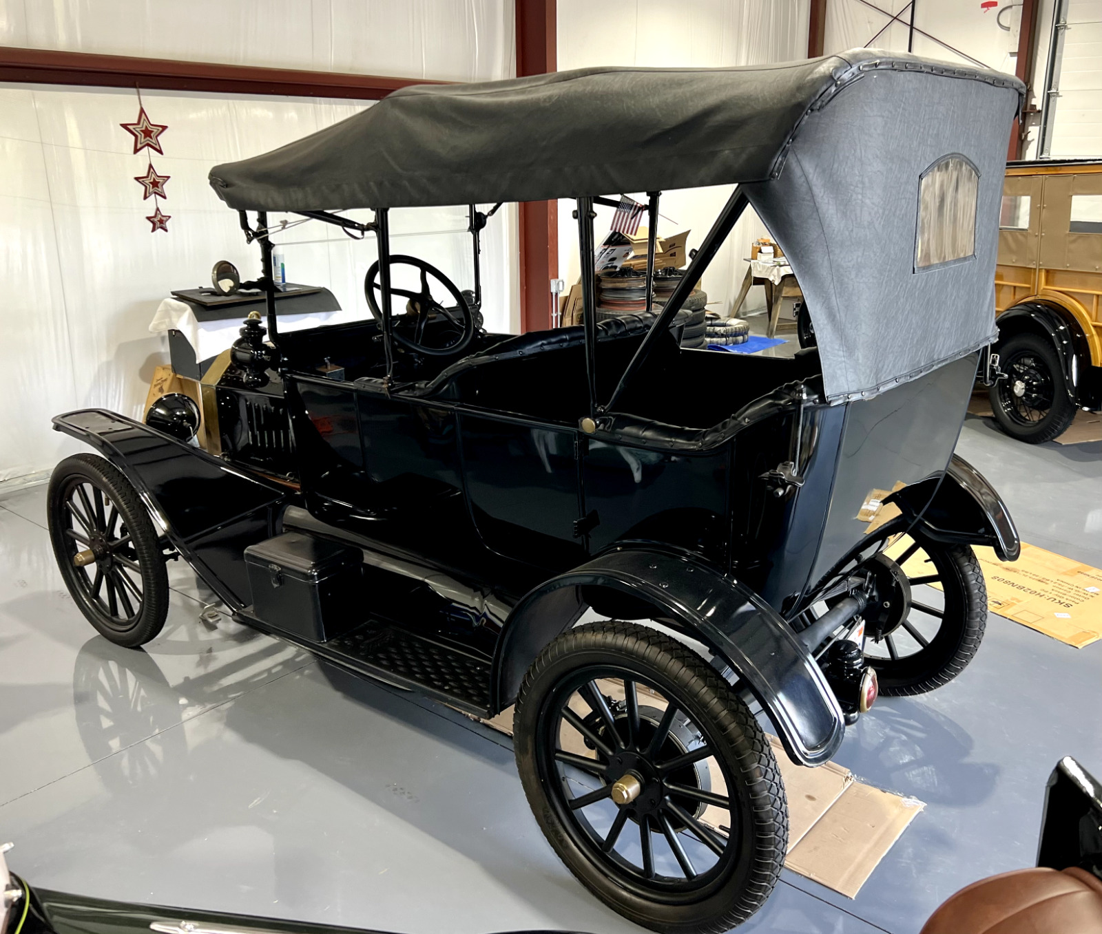 Ford-Model-T-1915-touring-31