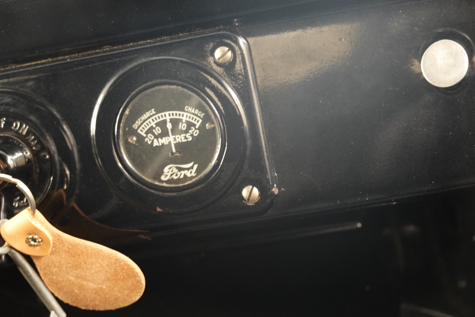 Ford-Model-T-1924-Roadster-7