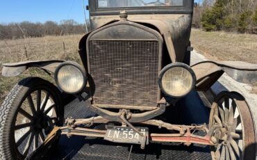 Ford-Model-T-1925-Coupe-19