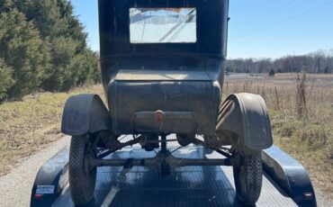 Ford-Model-T-1925-Coupe-4