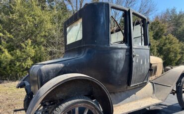 Ford-Model-T-1925-Coupe-9