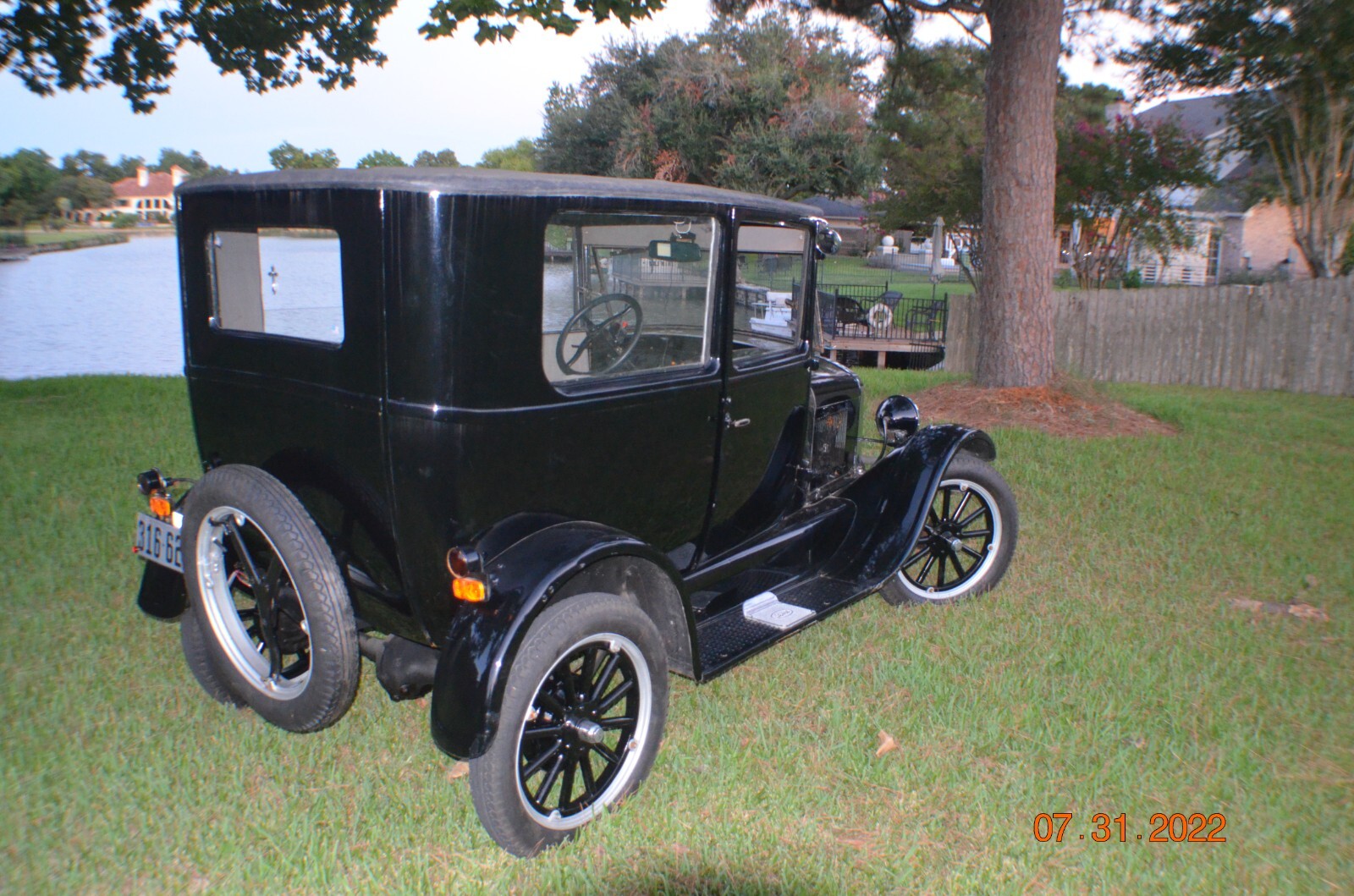 Ford-Model-T-1926-Sedan-1