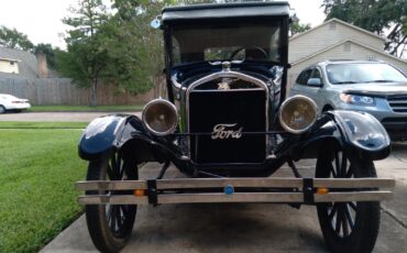 Ford-Model-T-1926-Sedan