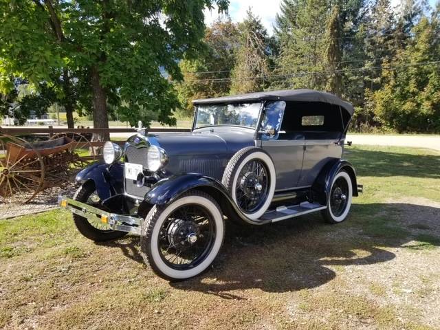 Ford Model a  1928 grey