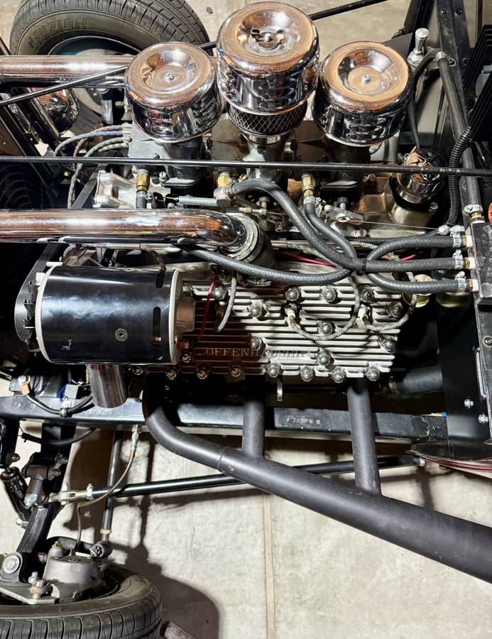 Ford-Model-a-1929-black-10
