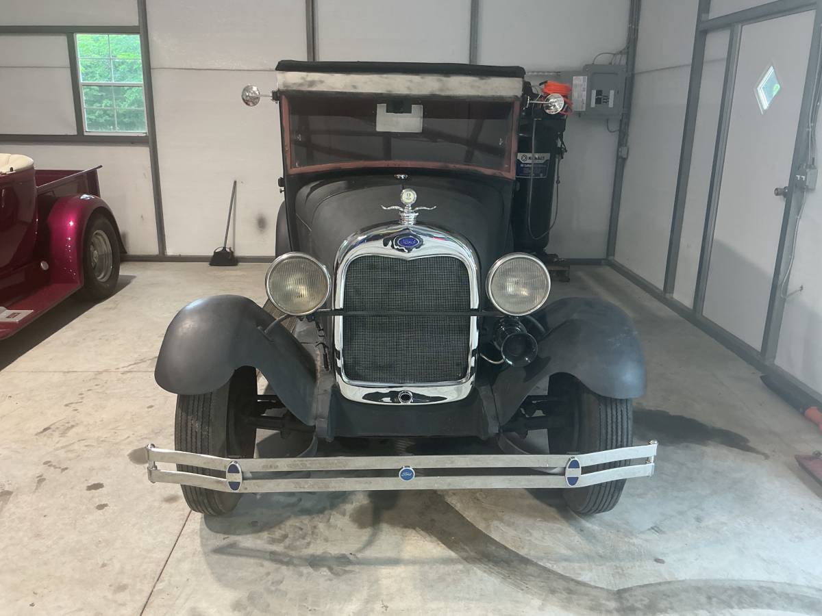 Ford Model a  1929 black