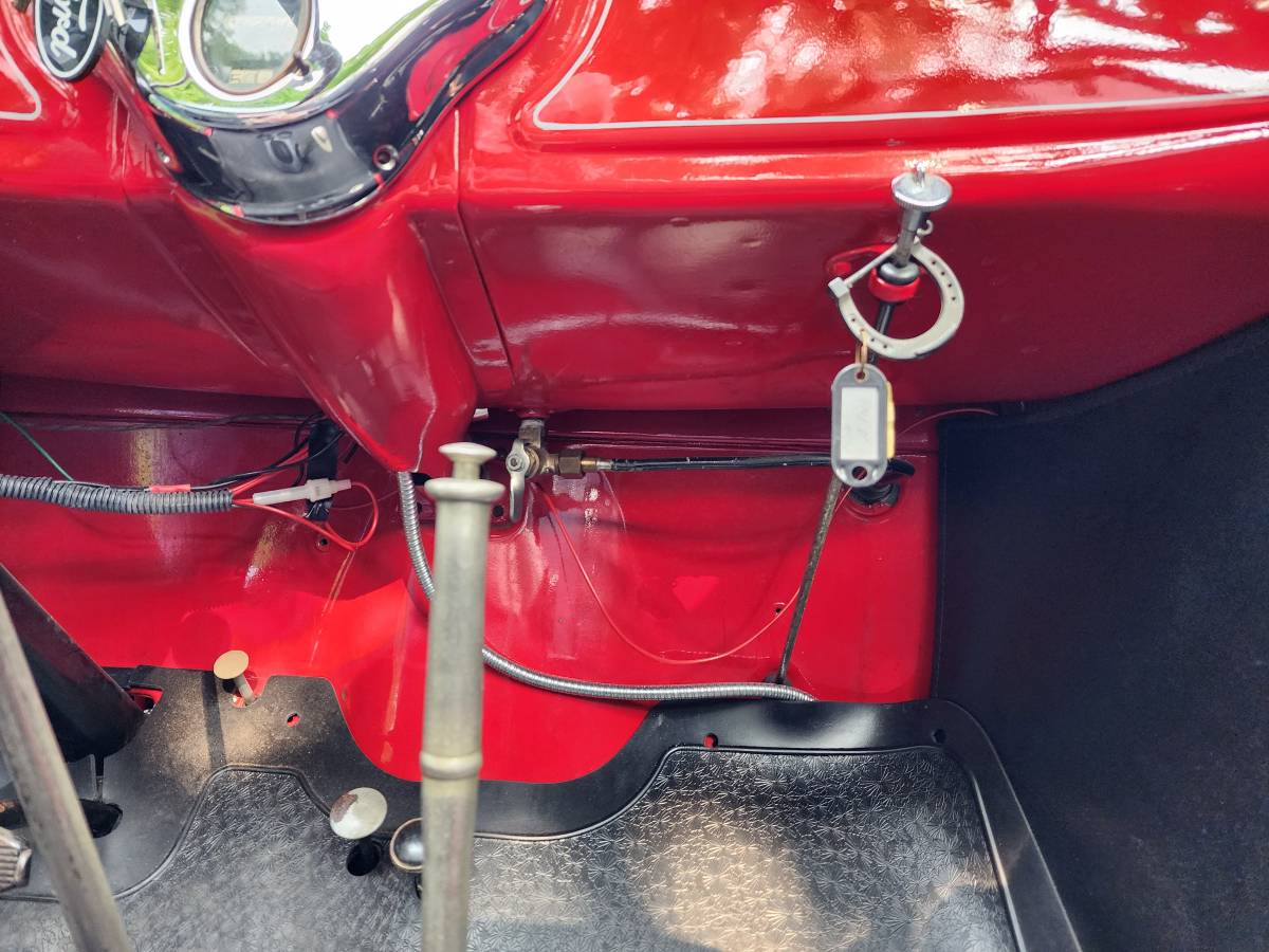 Ford-Model-a-1929-red-19