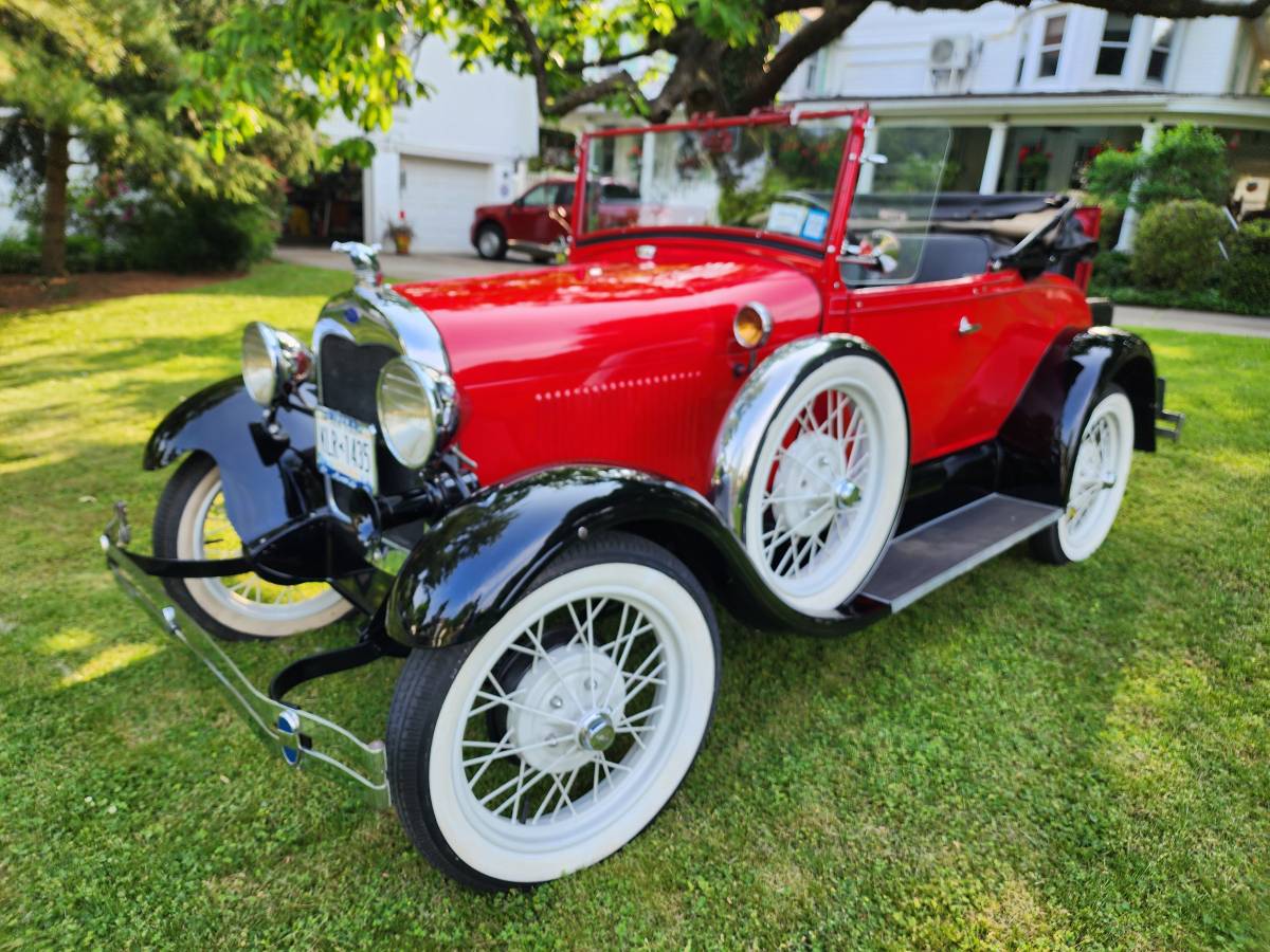 Ford Model a  1929 red