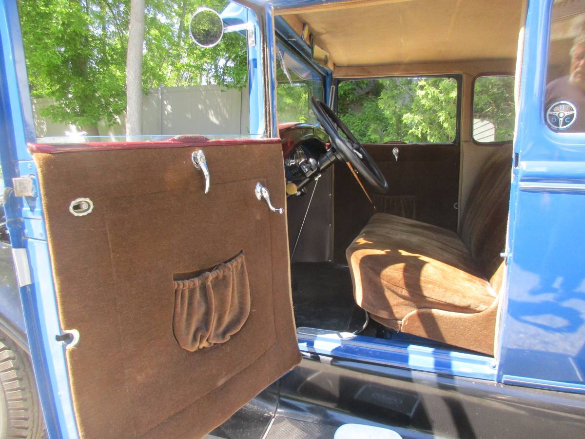 Ford-Model-a-1930-blue-4