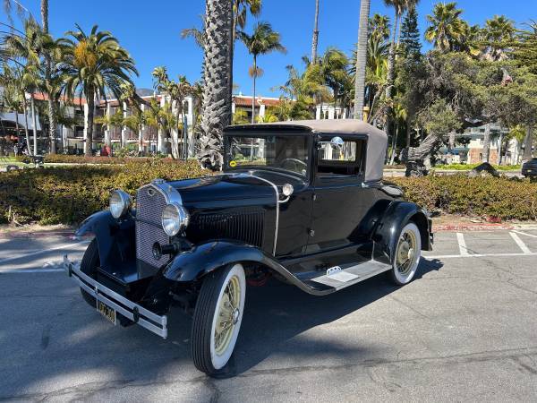 Ford Model a  1931 black