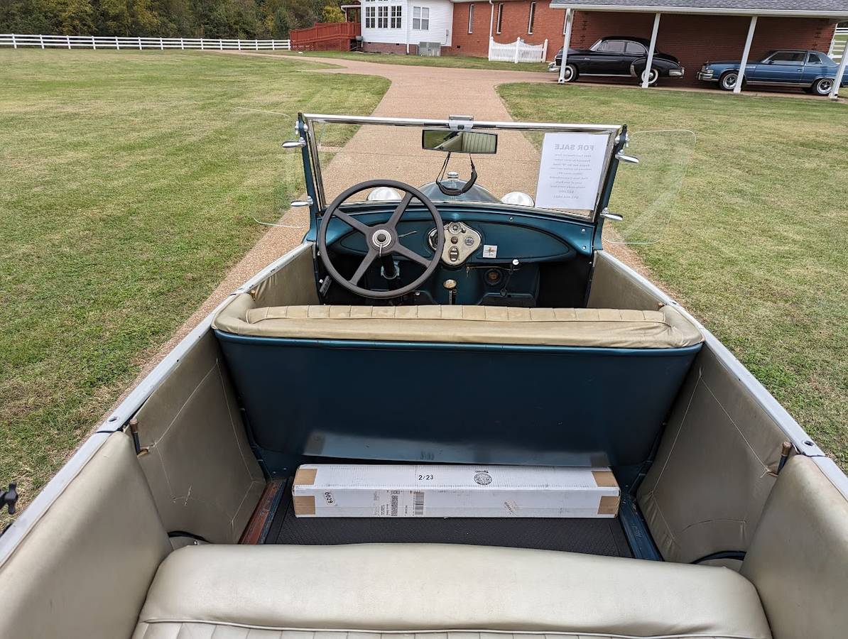 Ford-Model-a-phaeton-1928-blue-18
