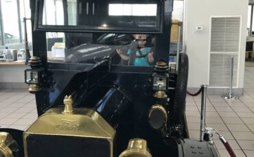 Ford-Model-t-1911-black-2