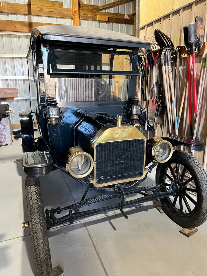 Ford-Model-t-1911-black-5