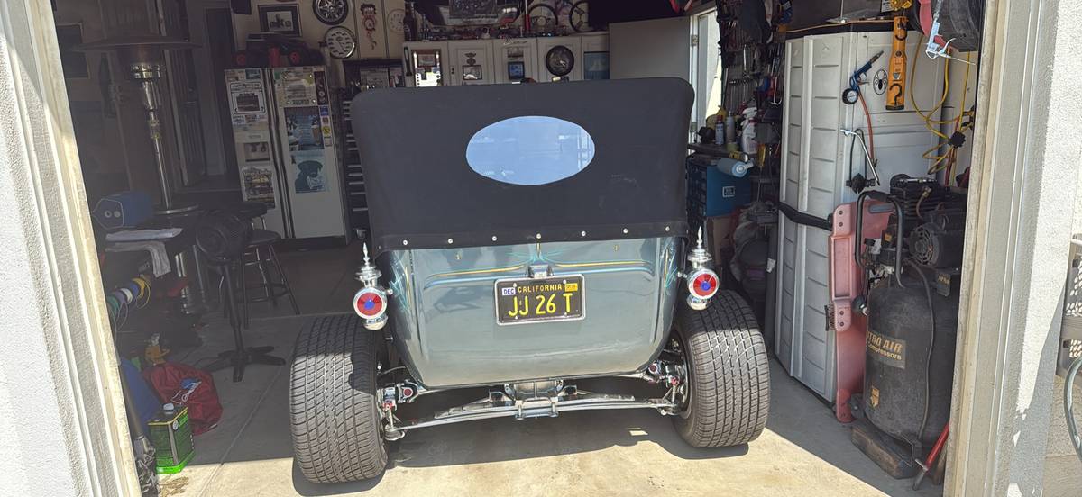 Ford Model t  1926 blue