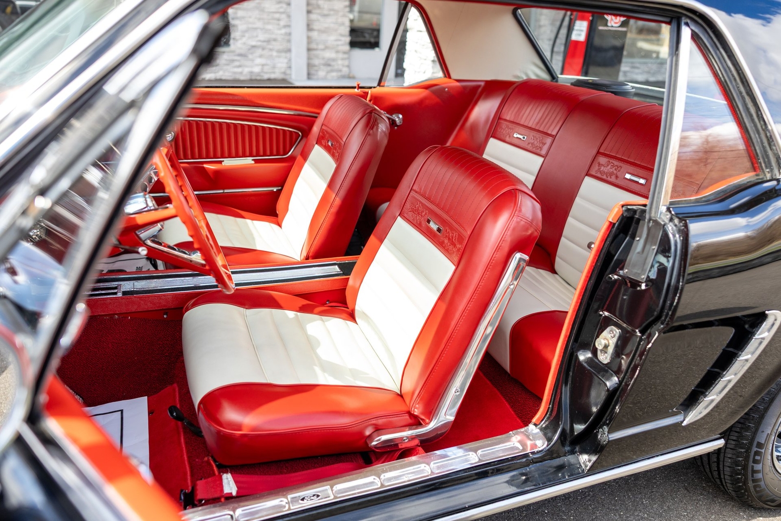 Ford-Mustang-1964-Coupe-29