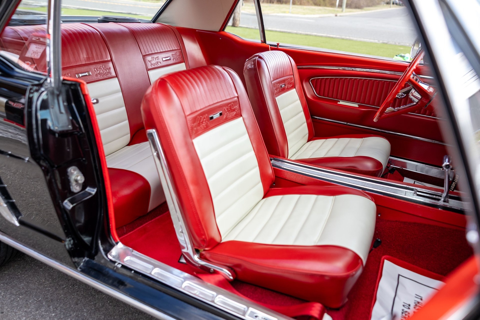 Ford-Mustang-1964-Coupe-34