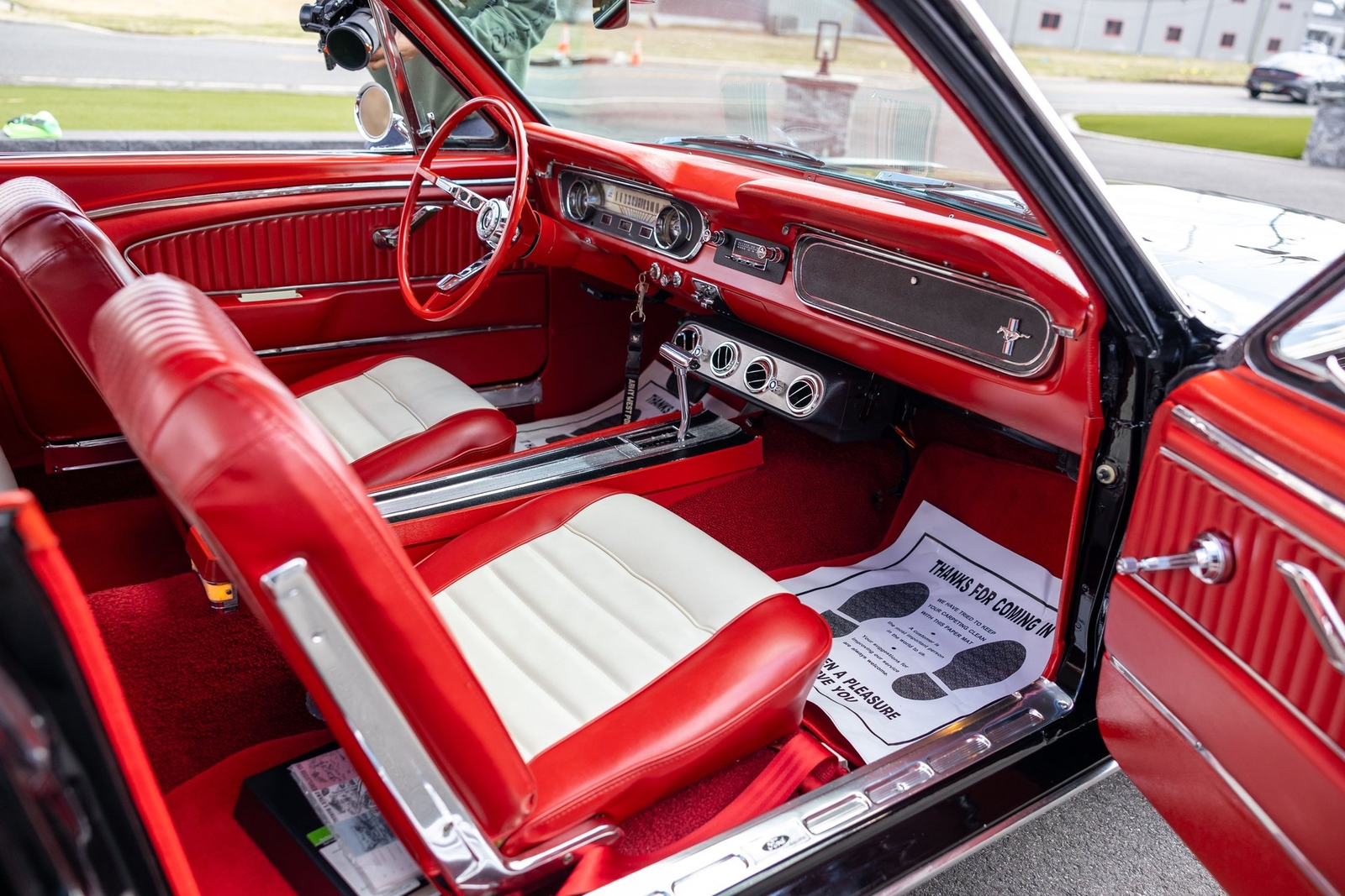 Ford-Mustang-1964-Coupe-35