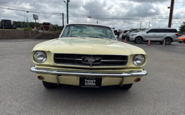 Ford-Mustang-1965-1