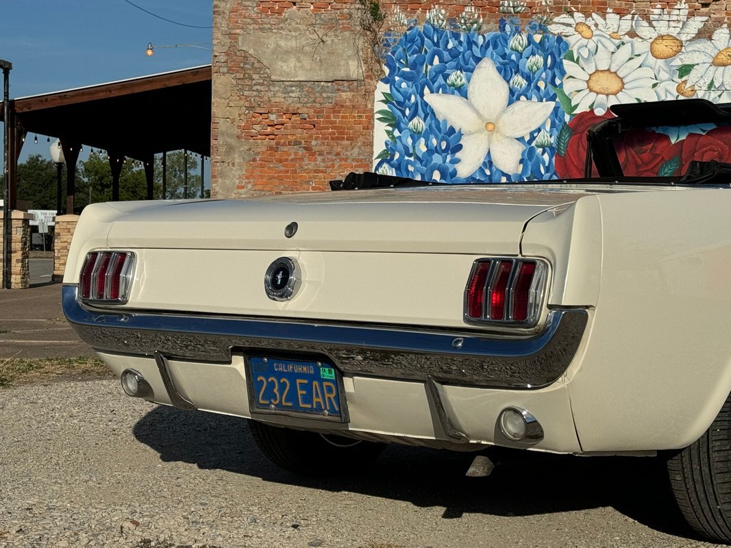 Ford-Mustang-1965-15