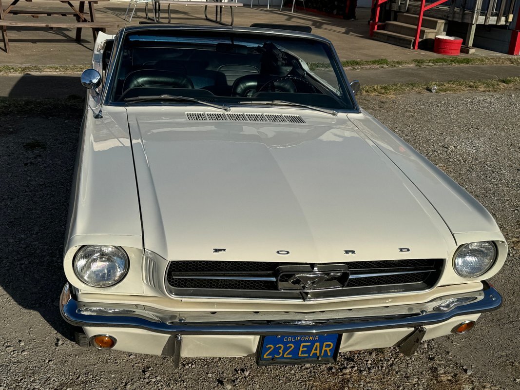 Ford-Mustang-1965-17