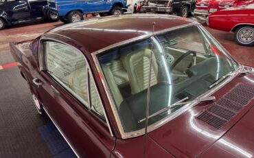 Ford-Mustang-1965-2-Door-10