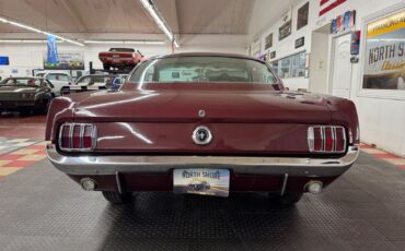 Ford-Mustang-1965-2-Door-12