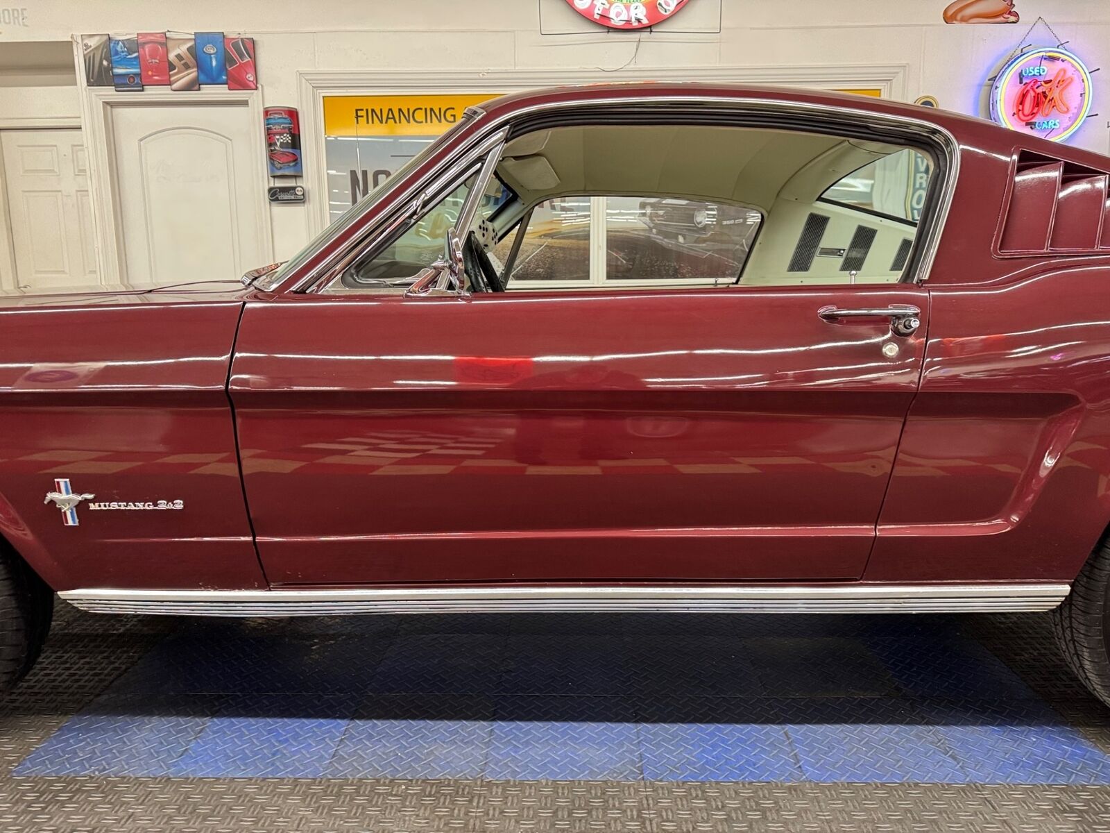 Ford-Mustang-1965-2-Door-19