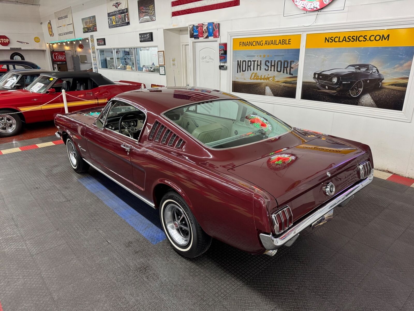Ford-Mustang-1965-2-Door-2