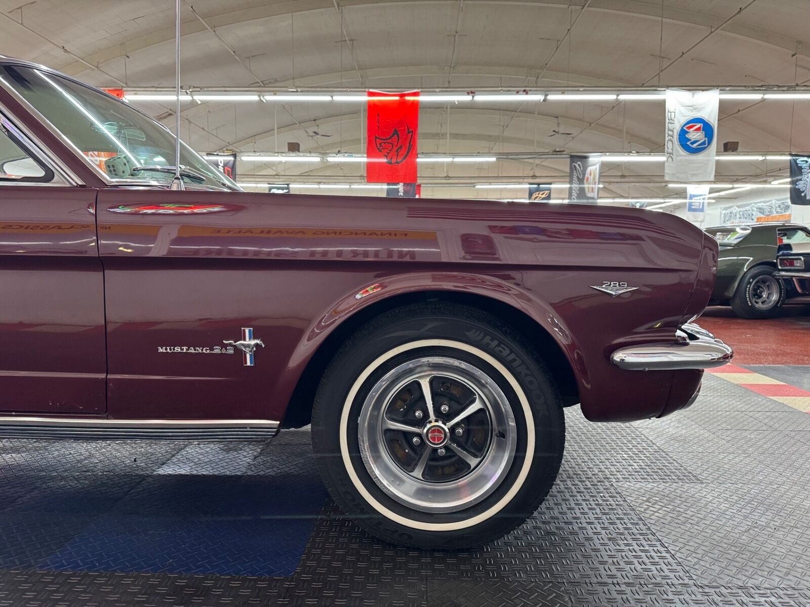 Ford-Mustang-1965-2-Door-24