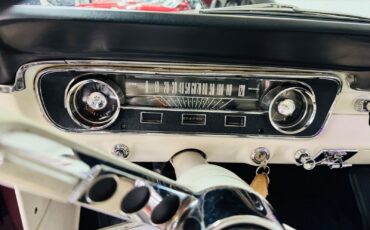 Ford-Mustang-1965-2-Door-29
