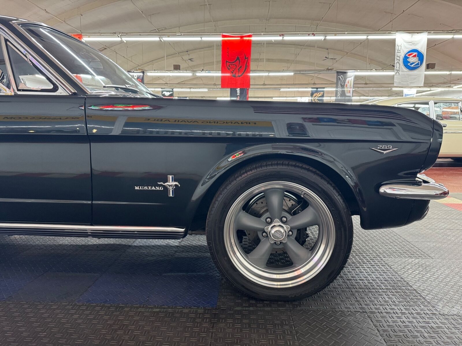 Ford-Mustang-1965-26