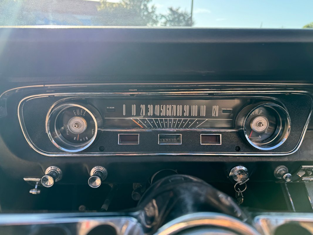 Ford-Mustang-1965-26