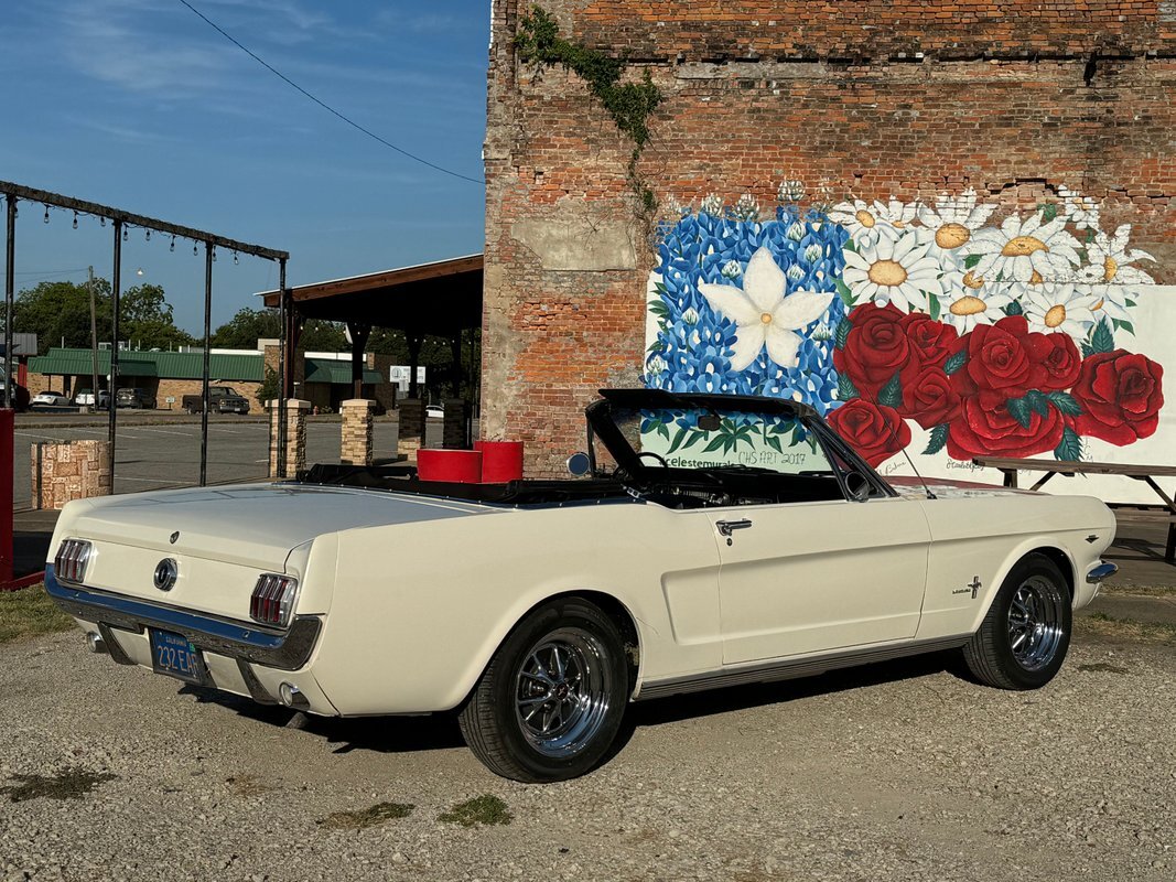 Ford-Mustang-1965-3