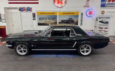 Ford-Mustang-1965-3