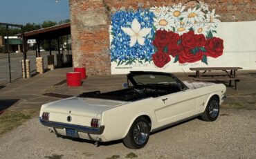 Ford-Mustang-1965-35