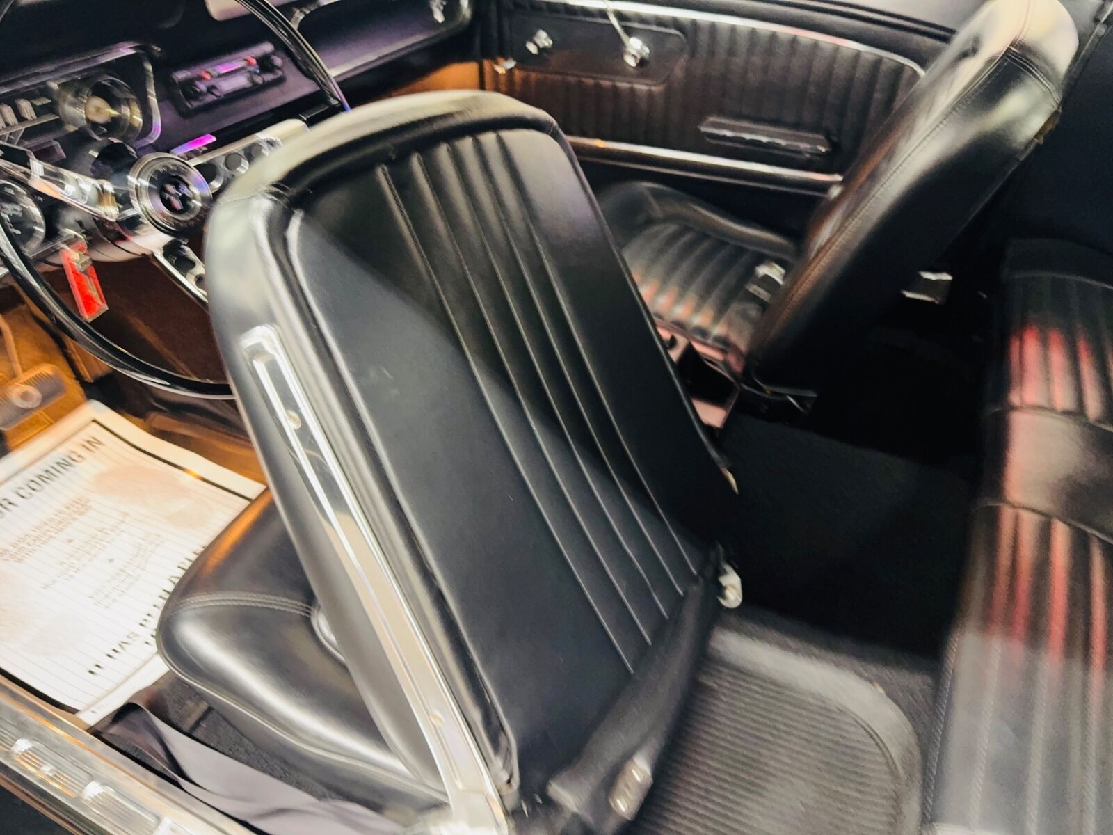 Ford-Mustang-1965-39