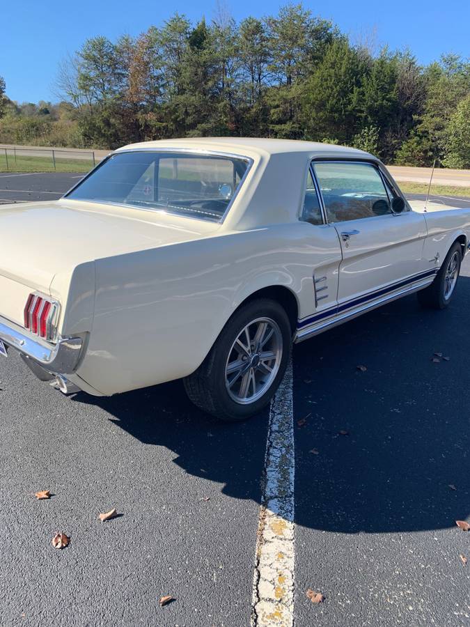 Ford-Mustang-1965-5