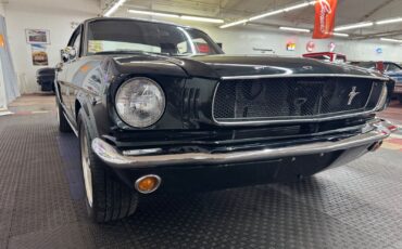 Ford-Mustang-1965-7